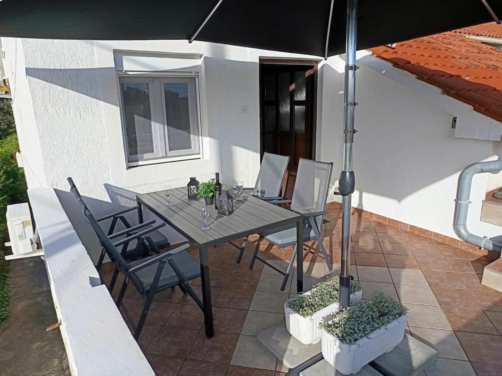 Apartment Martina Rab Town Esterno foto